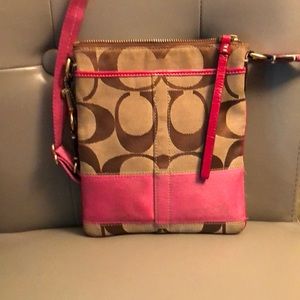 Coach crossbody Pink